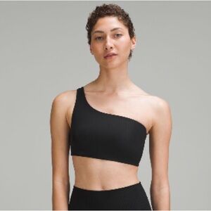 Lululemon ribbed Nulu asymmetrical bra in black. A/B cup. EUC.